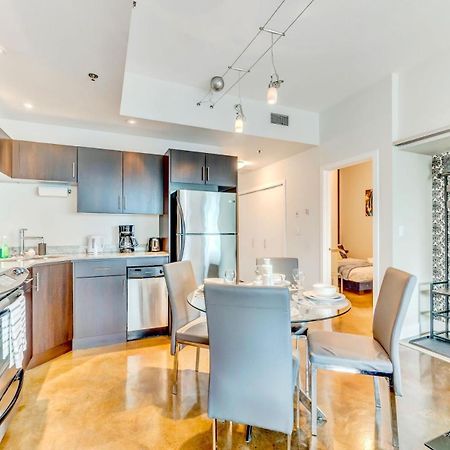 Luxury 2Br Condo - King Bed - Stunning City Views YYC Eksteriør billede